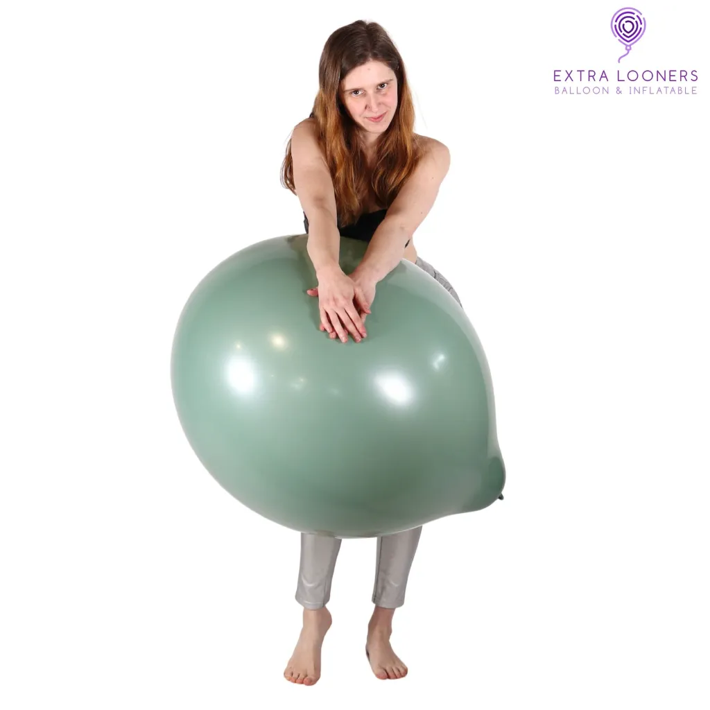 Balloon latex Tuftex 24 inch Willow Green (2).webp
