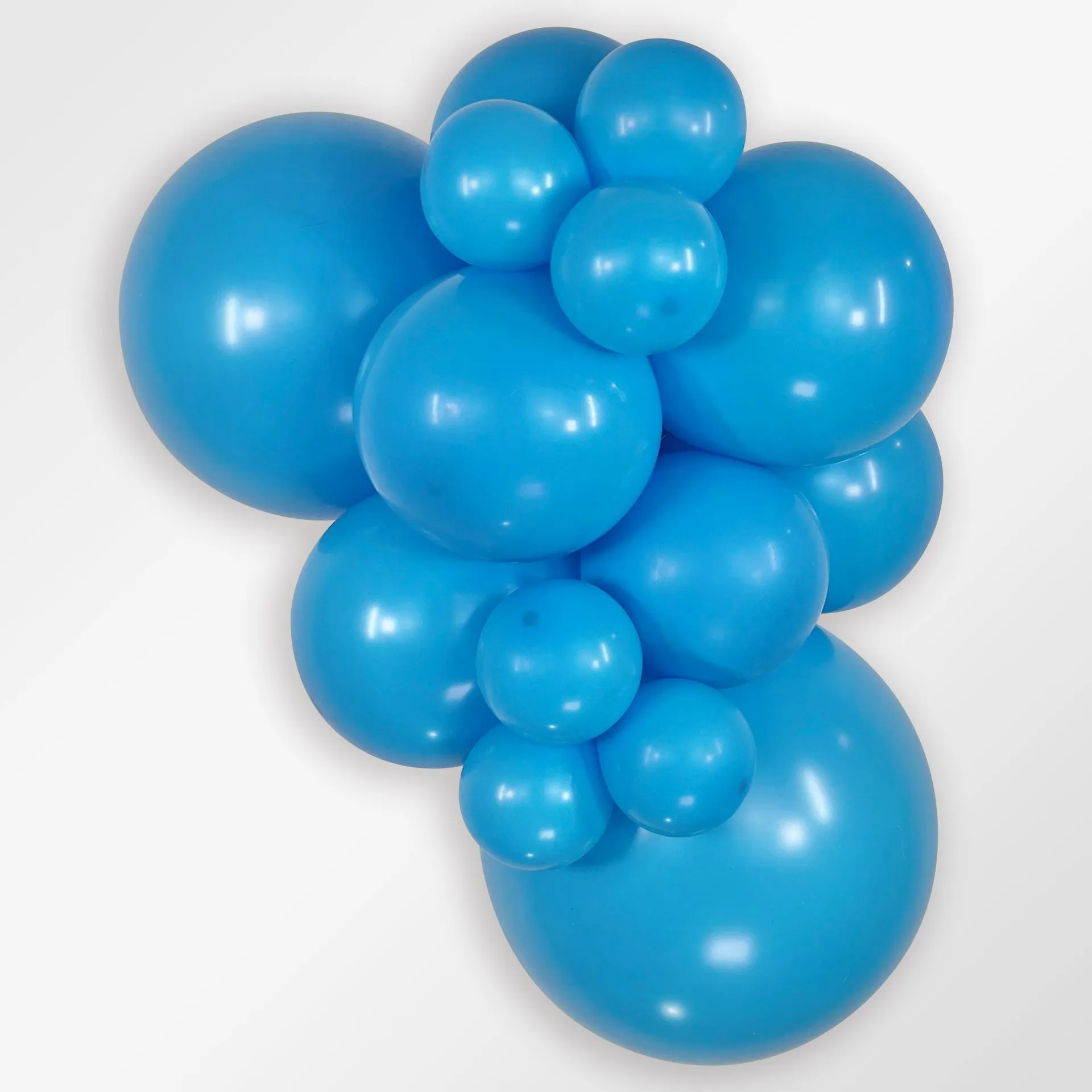 FashionBlue_Latex_Clusters.webp